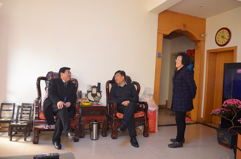 ���˴�ί�����βܴ���ο���м��ϸɲ�